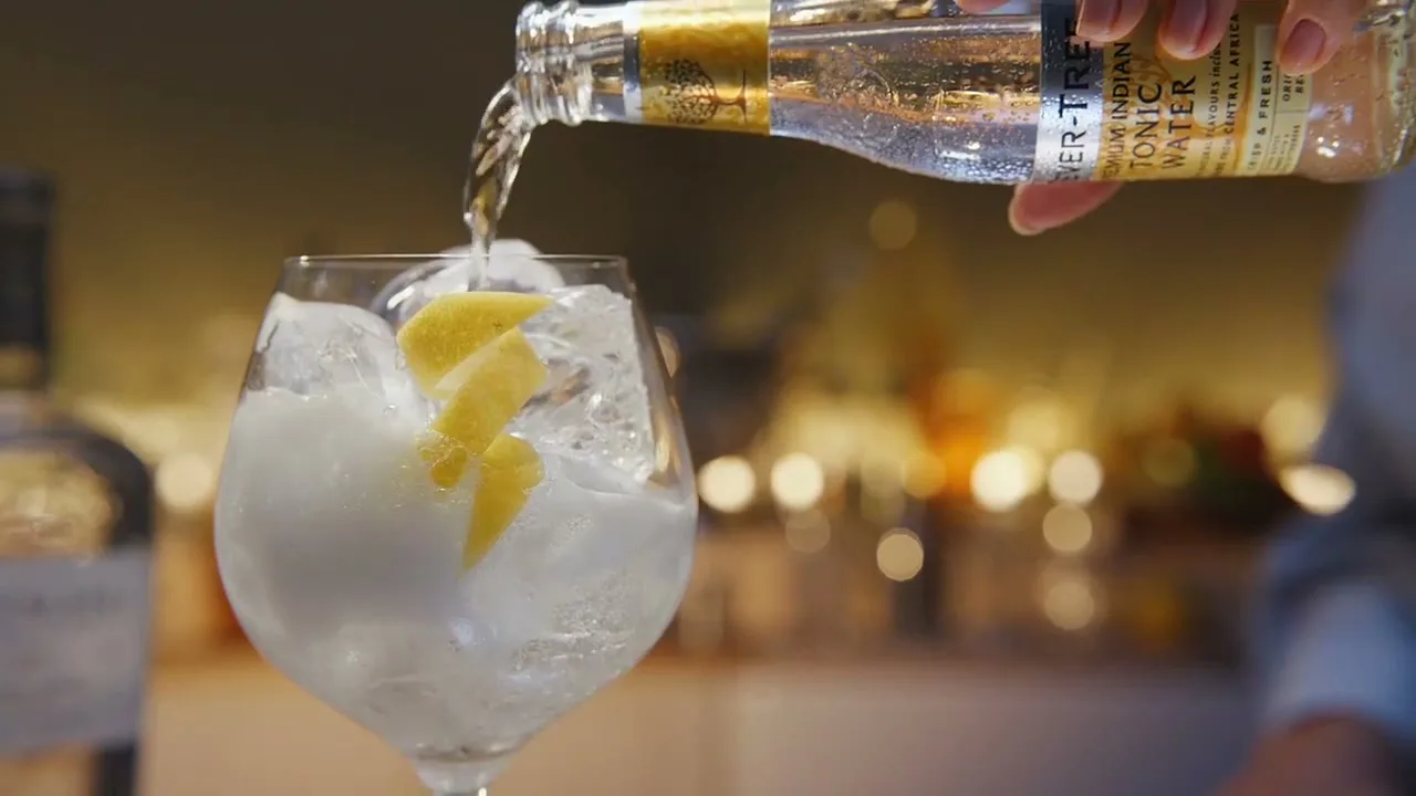 Fever Tree “X Food Hall” (2023), frame 2