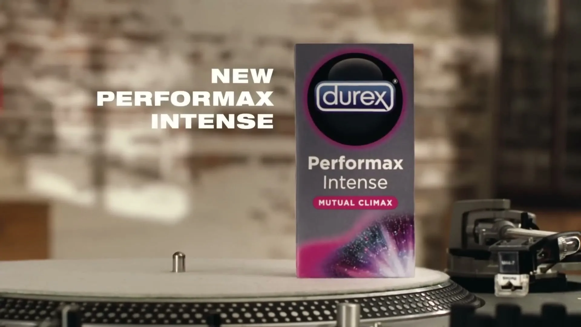 Durex “Vinyl” (2013), frame 2