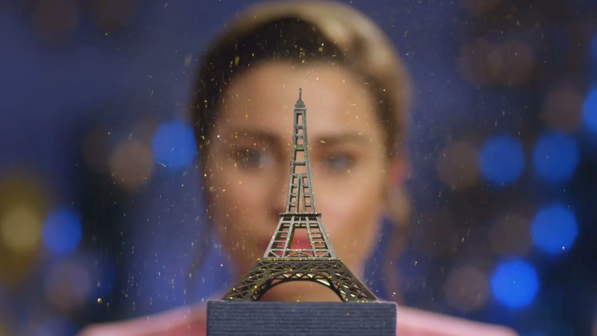 Nespresso “A taste of Paris” (2019), frame 6