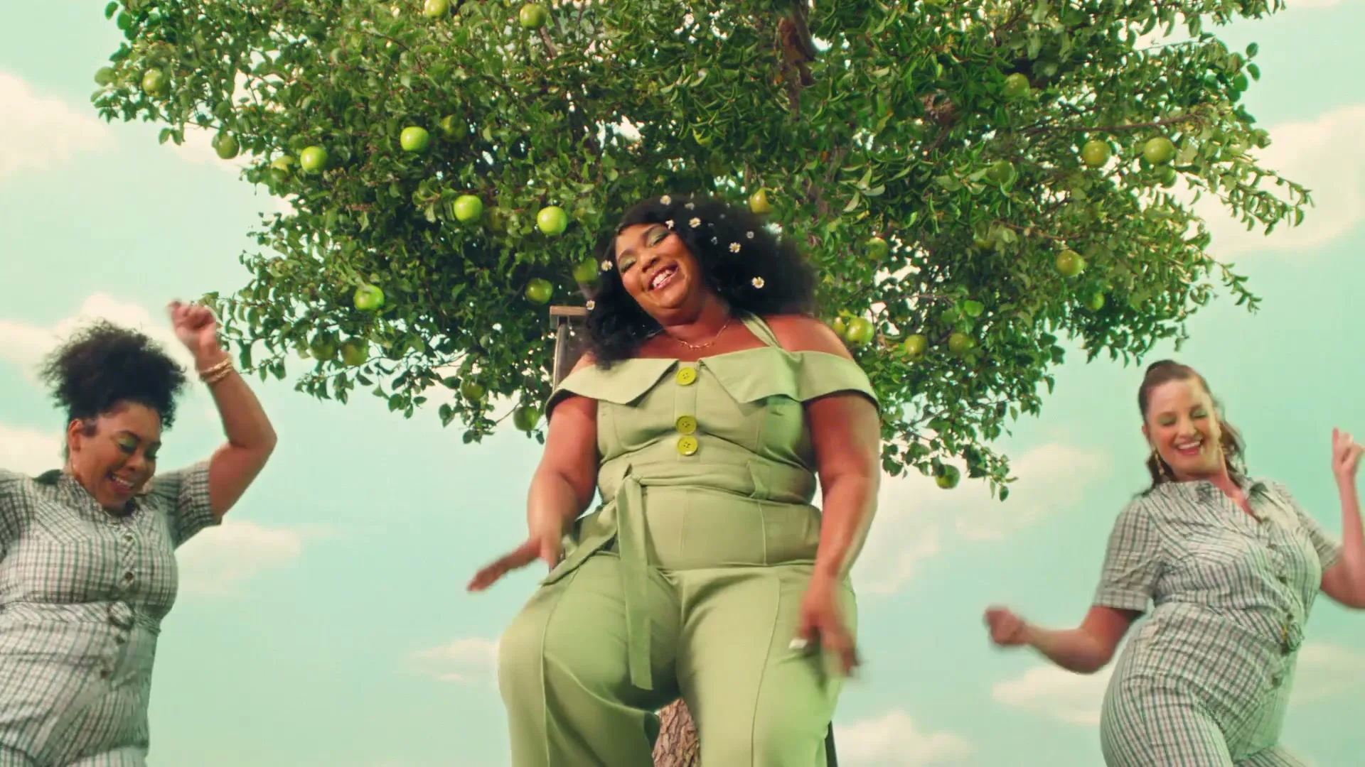 Pernod Ricard “Absolut Juice - Lizzo 1”, directed by JUCO