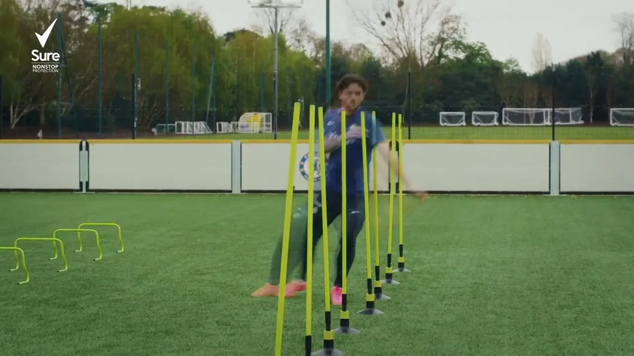 Sure “Chelsea FC” (2024), frame 4