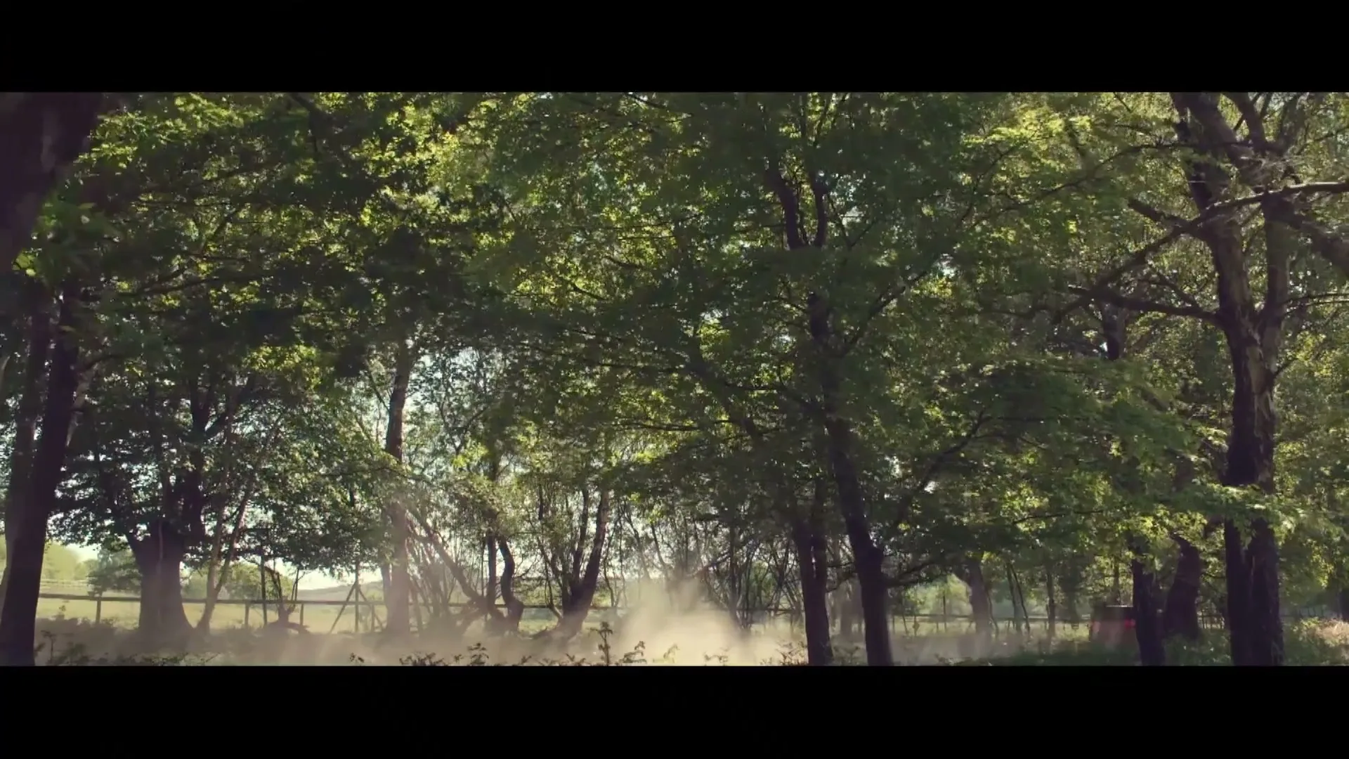 Land Rover “Never Stop Discovering” (2025), frame 2