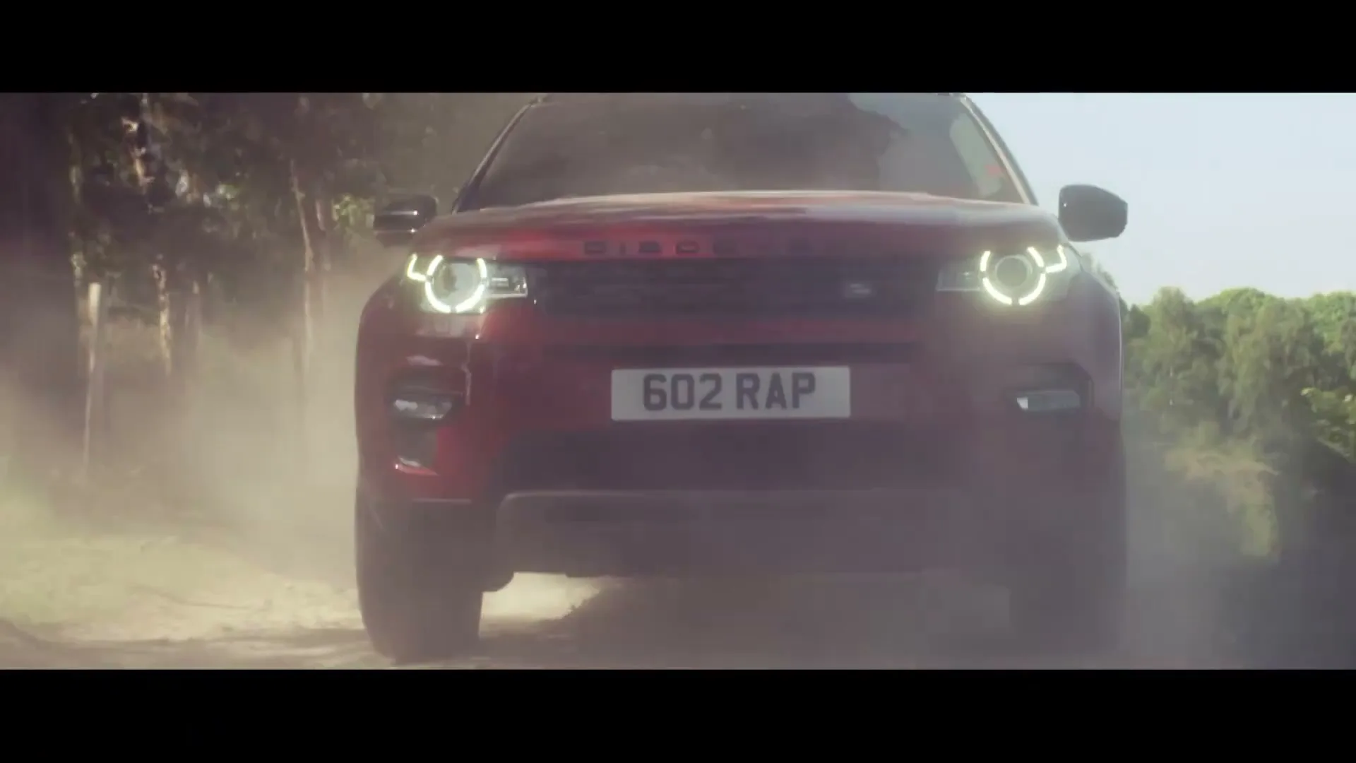 Land Rover “Never Stop Discovering” (2025), frame 3