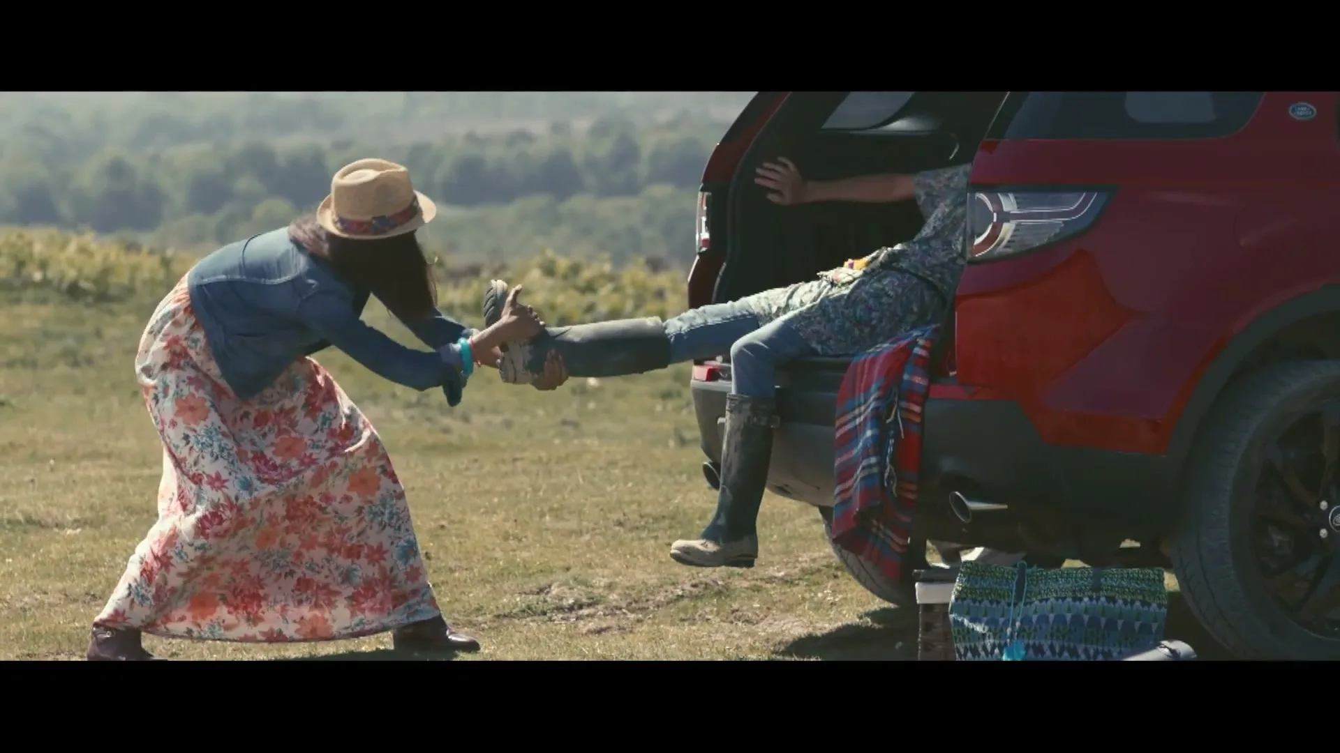 Land Rover “Never Stop Discovering” (2025), frame 4