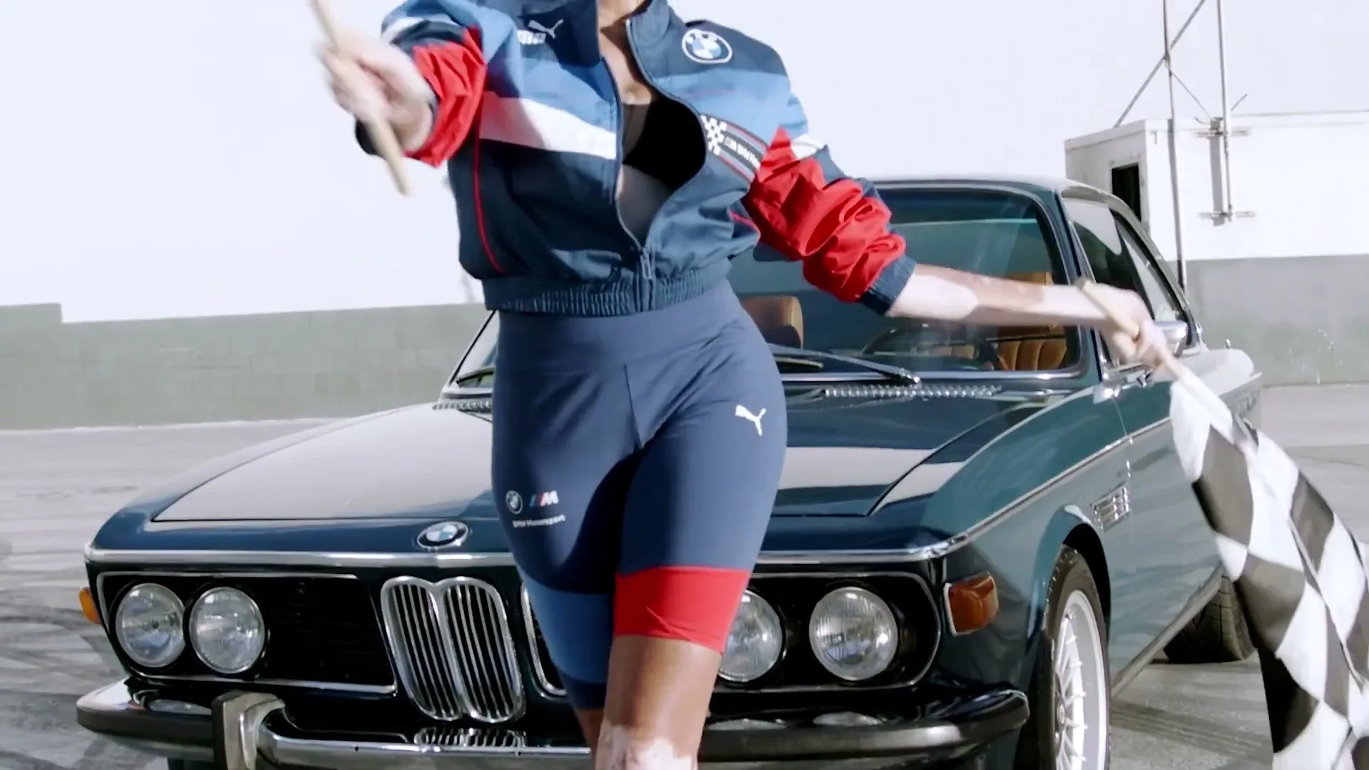 PUMA “She moves Us”