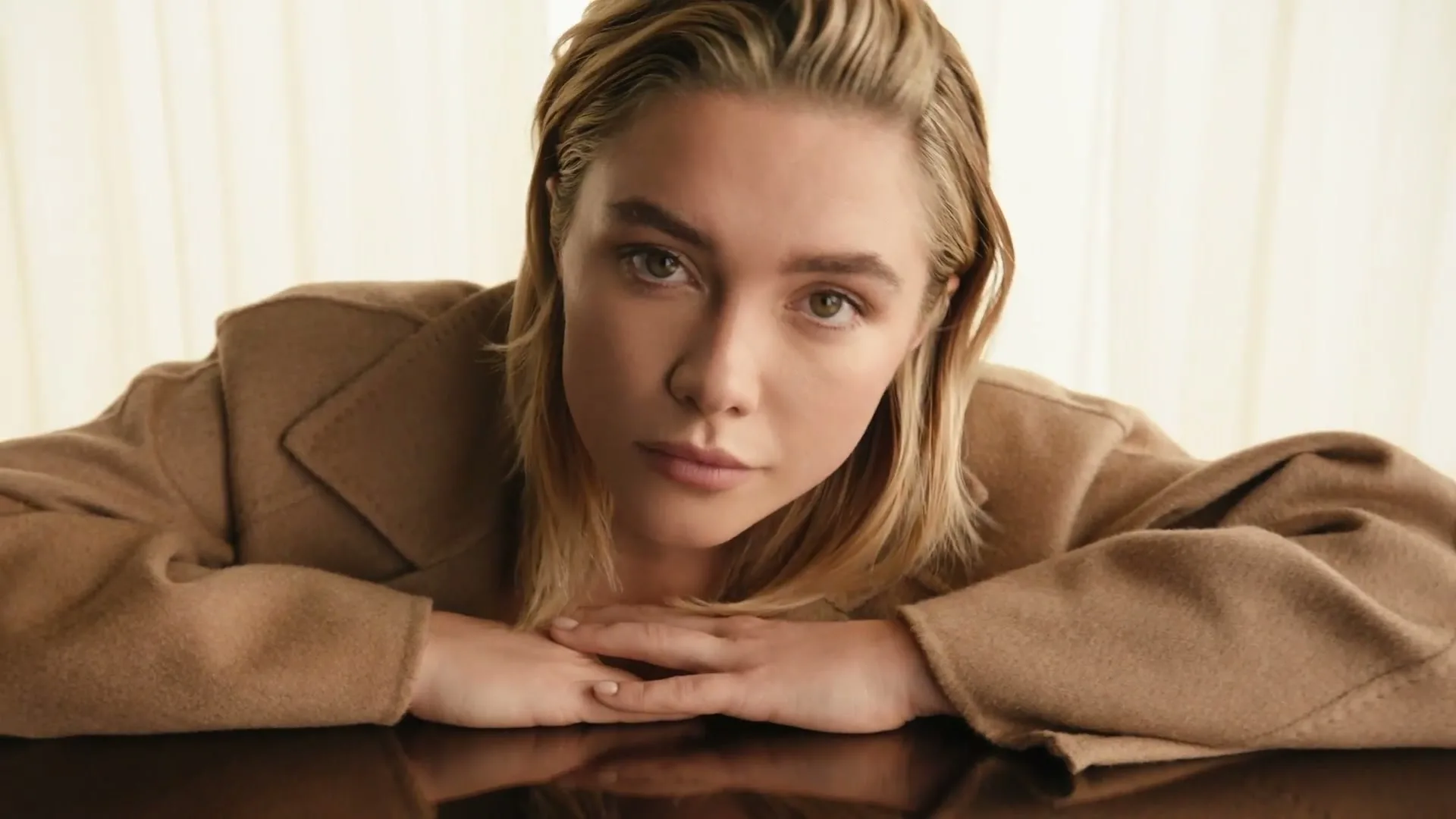 Max Mara “Le Parfum” (2026), frame 6