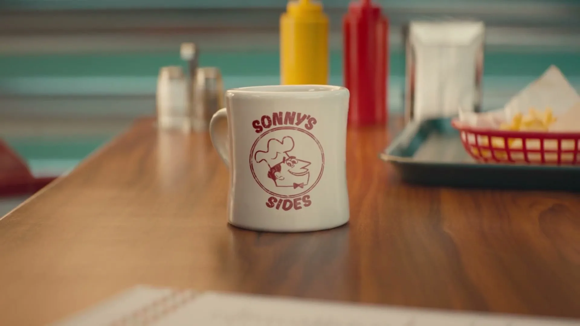 Altice Optimum "Diner" (2023) commercial still