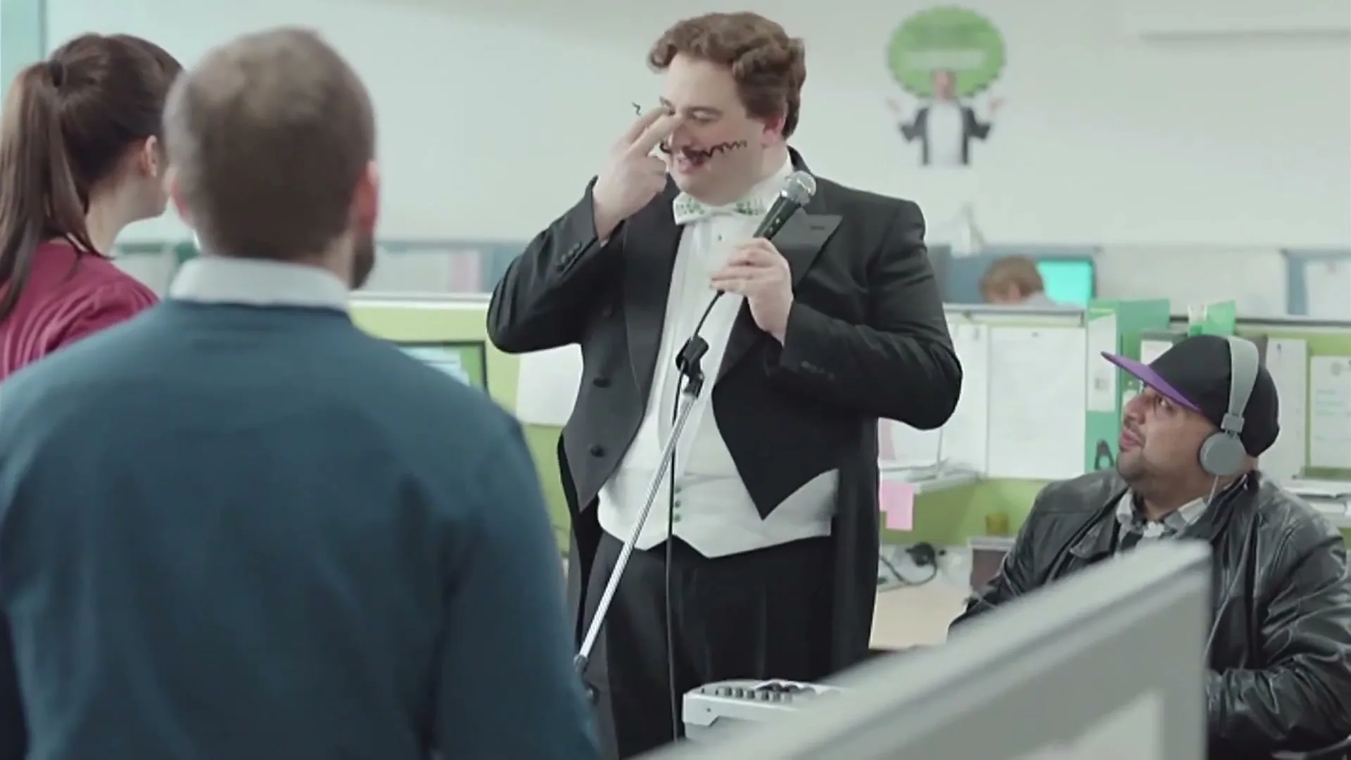 Go Compare “Double Act” (2026), frame 3