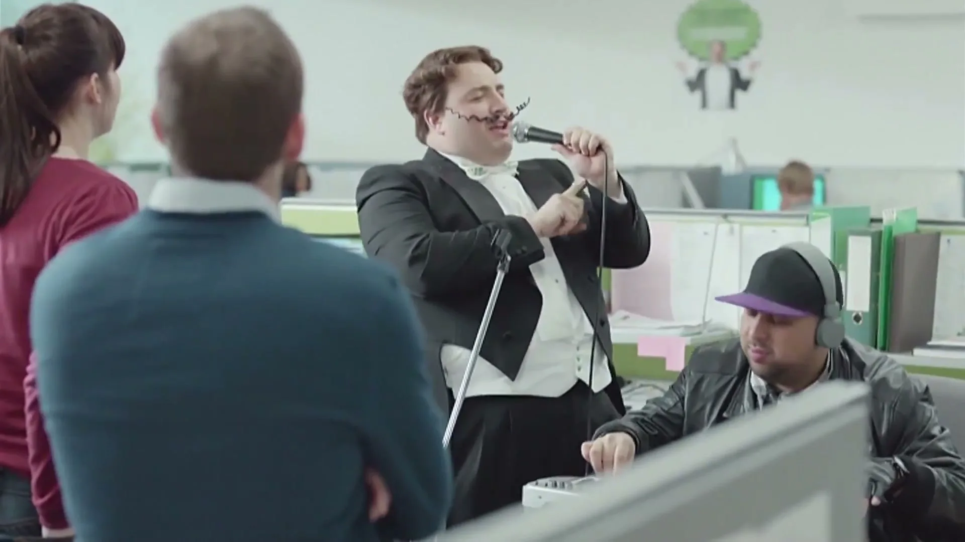 Go Compare “Double Act” (2026), frame 5