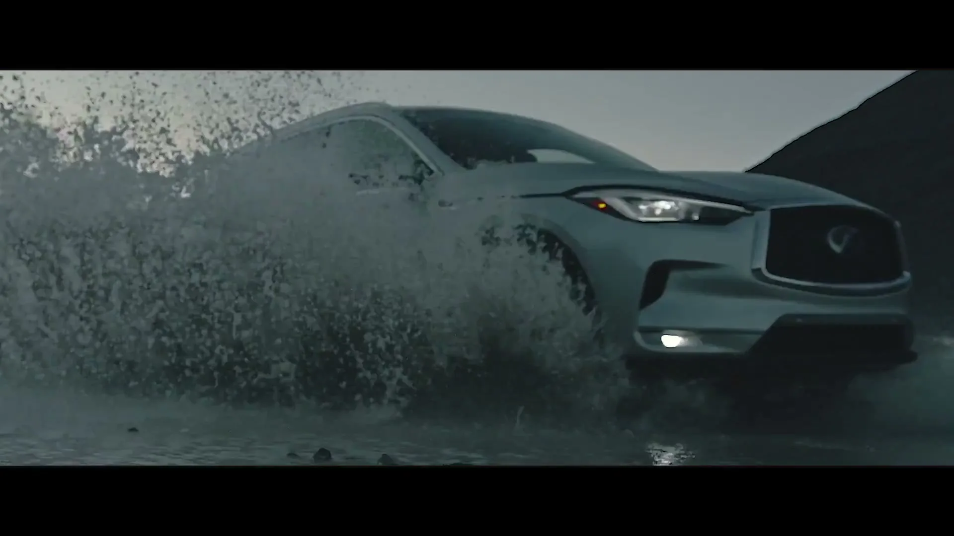 Infiniti "QX50" (2023) commercial still
