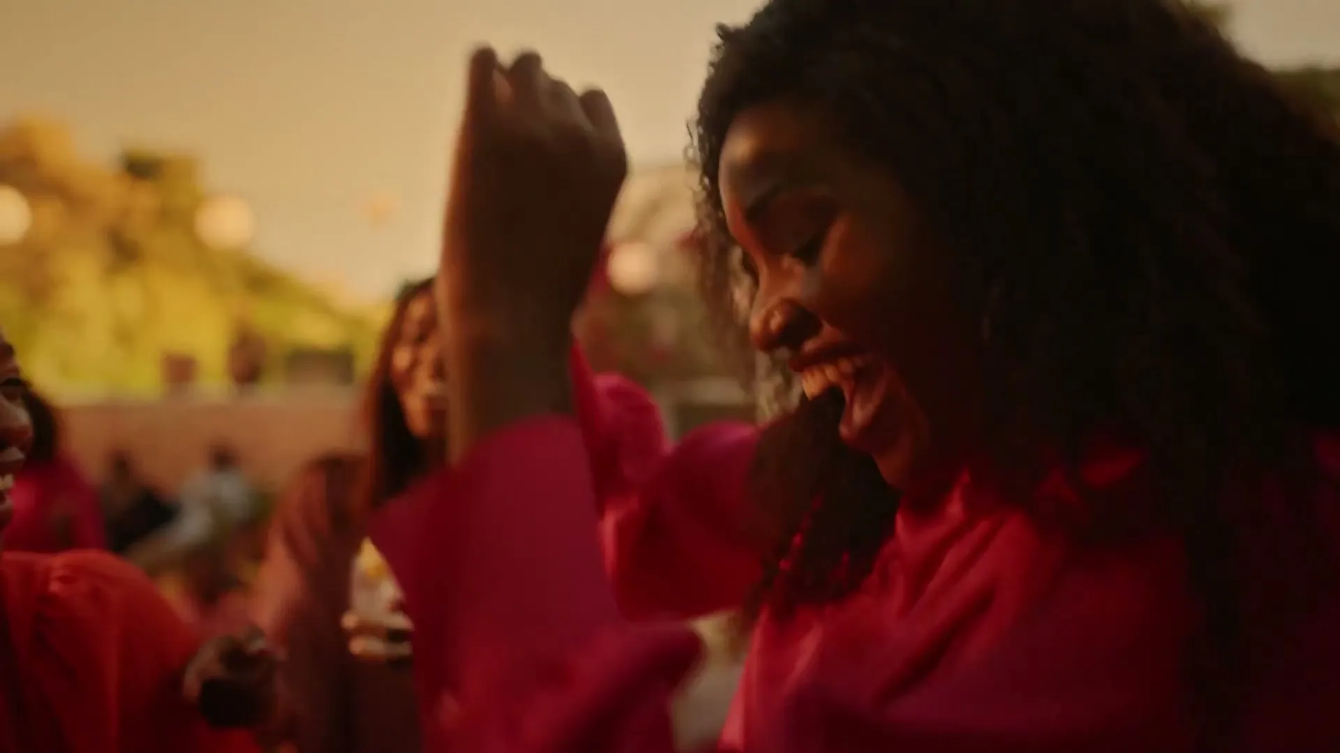 Schweppes "Schweppes - Born Social" (2023) commercial still