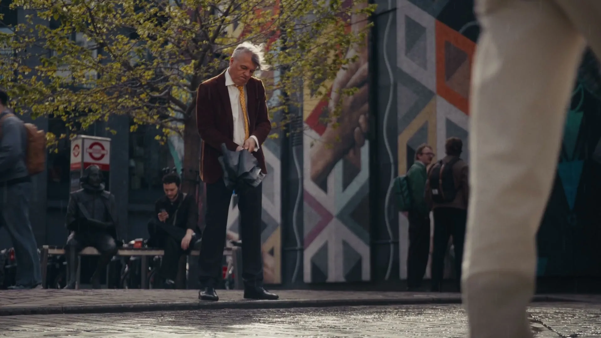 Life “Selle Royal - is tough. Find comfort where you can” (2026), frame 4
