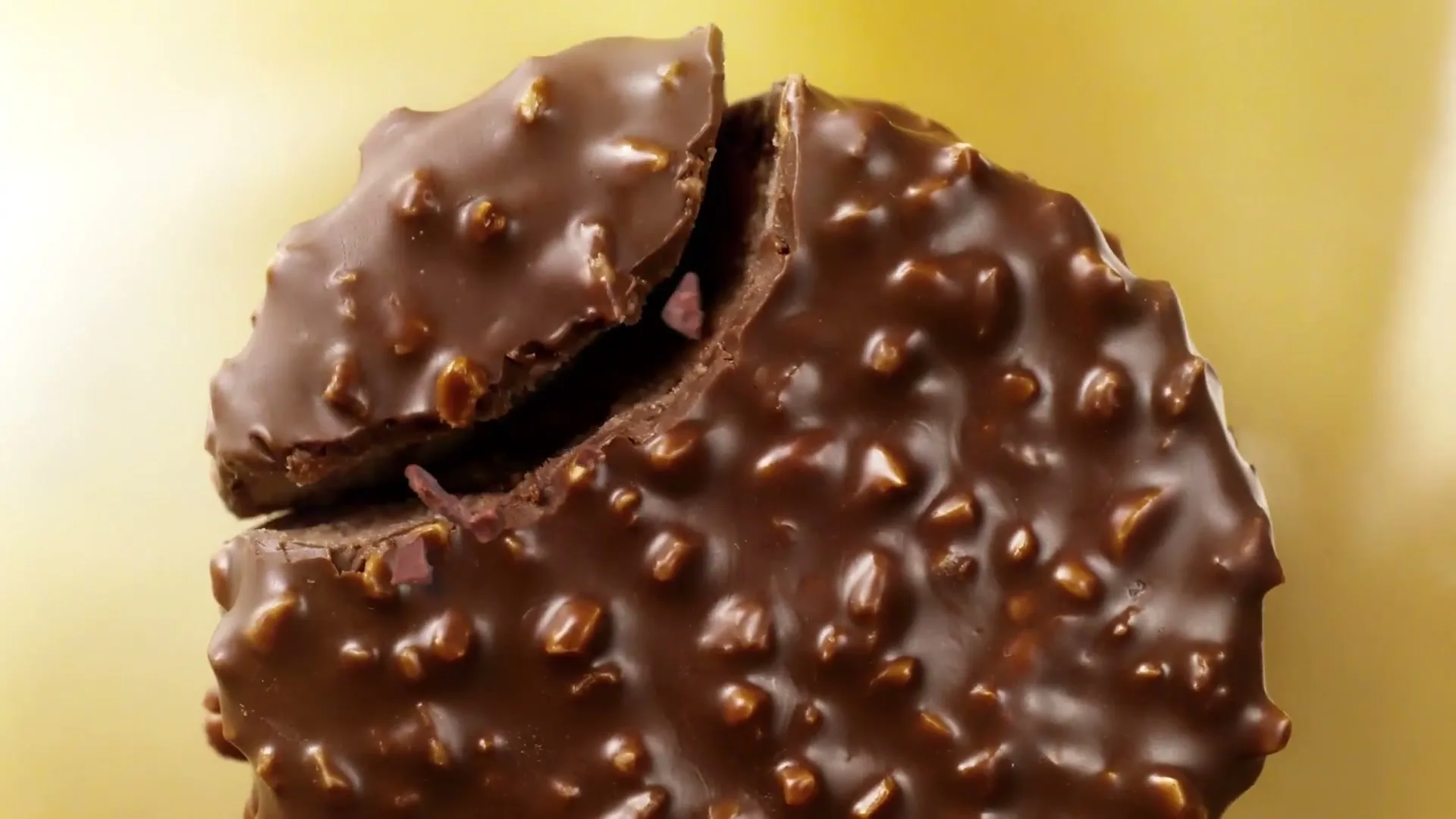 Ferrero "Rocher Ice Cream" (2026) commercial still
