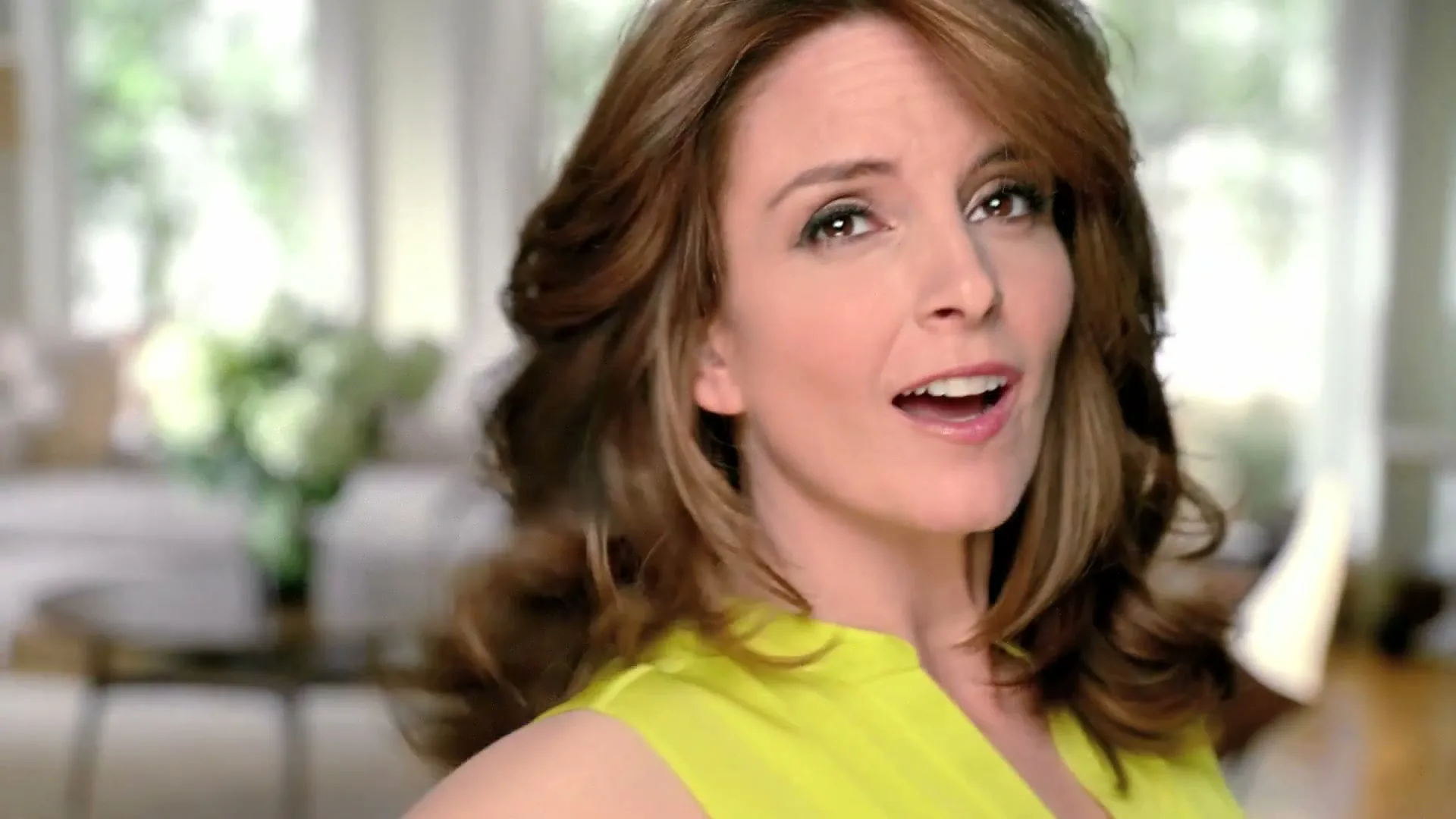 Garnier Nutrisse “Garnier Nutrisse - Tina Fey” (2023), frame 4