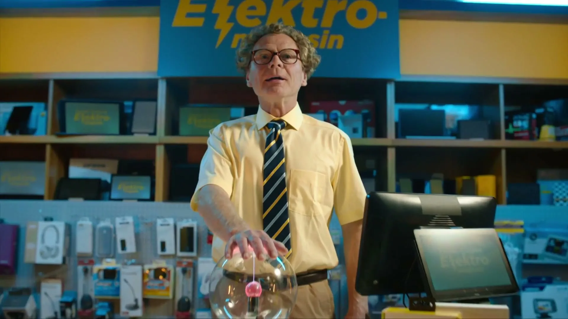 Bring "Lasse Laser" (2023) commercial still