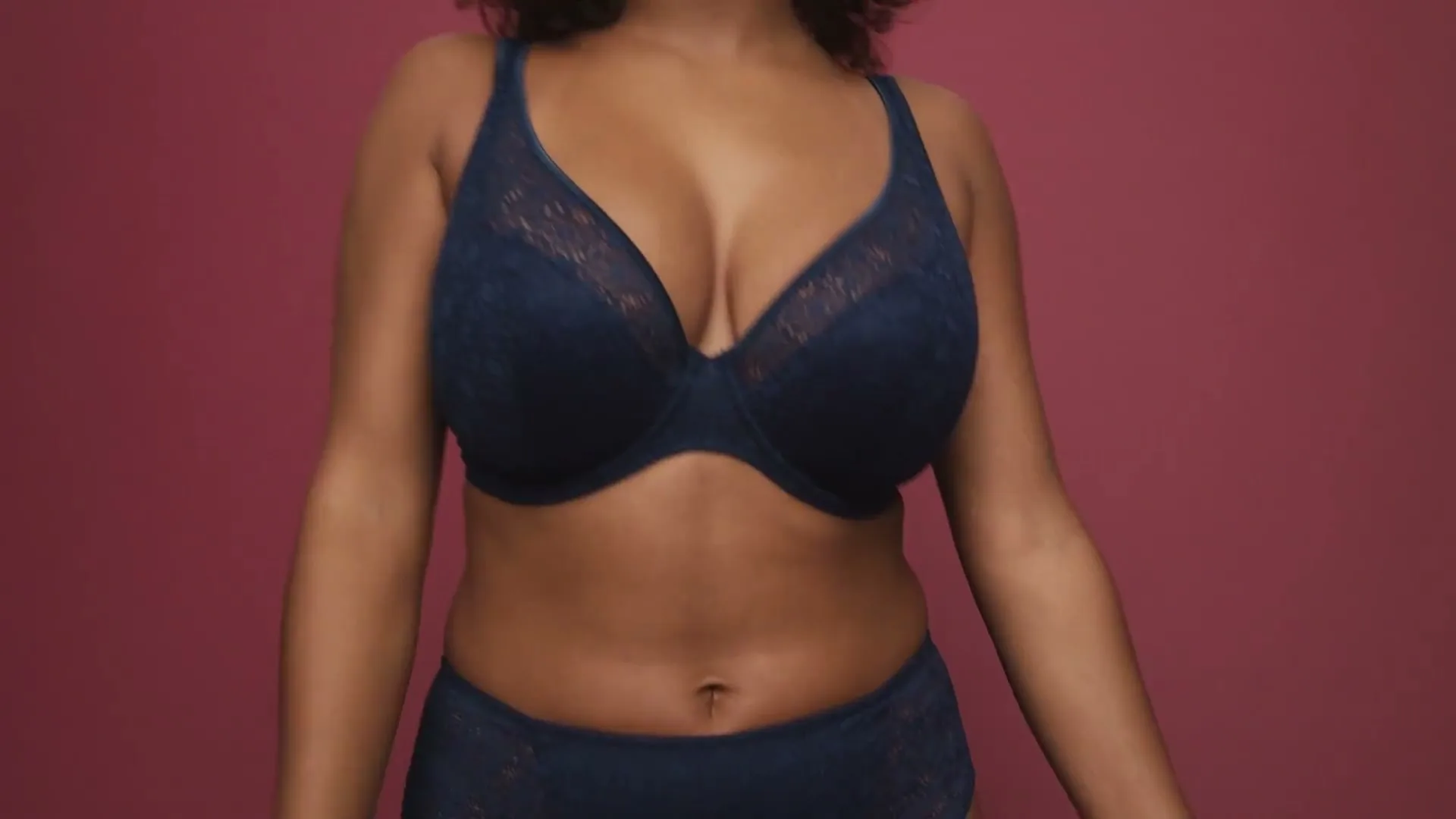 Prima Donna “AW23 5” (2025), frame 4
