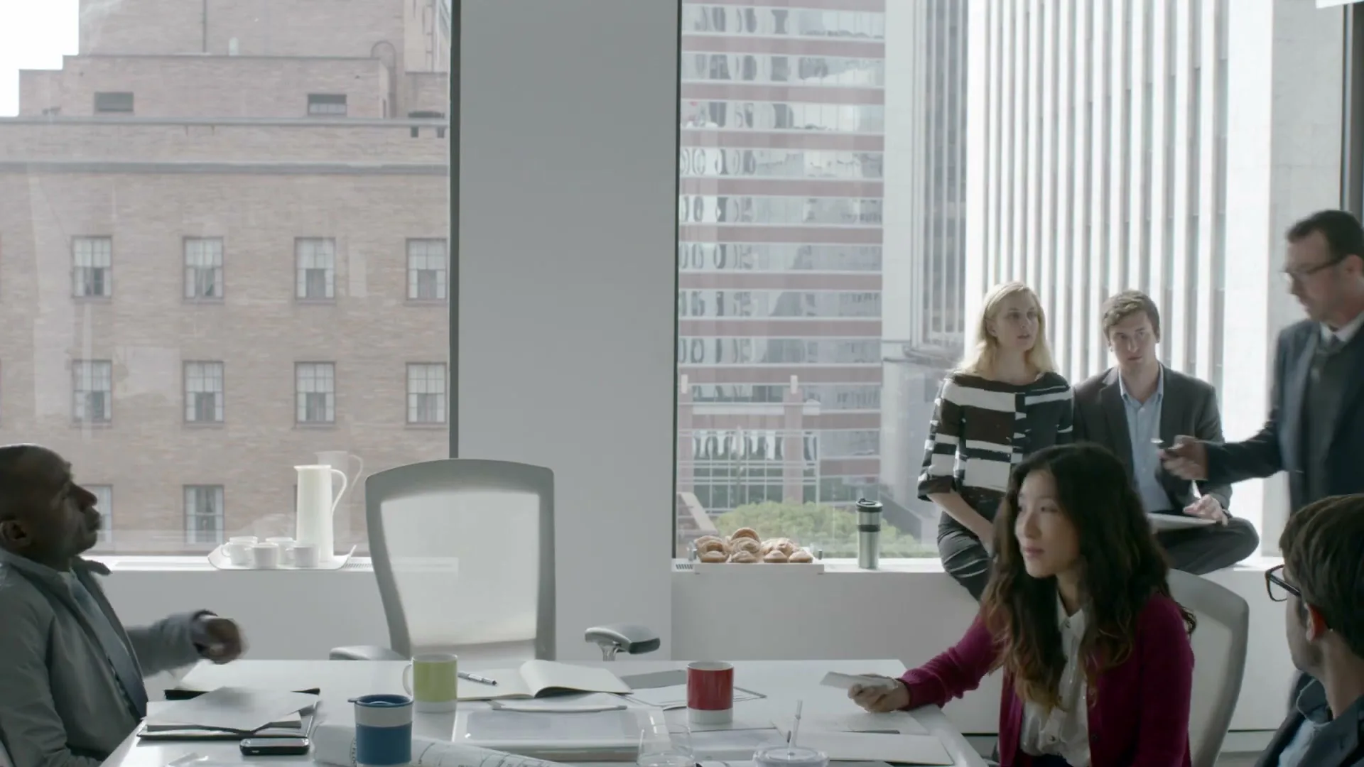Moto X/Motorola “Meeting” (2014), frame 2