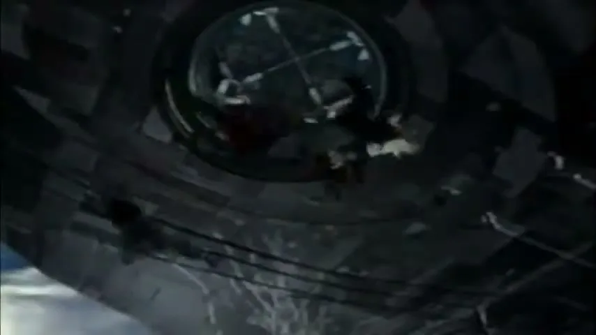 Mountain Dew “Spaceship” (2001)