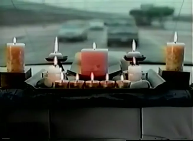 Budget “Aromatherapy” (2000), frame 5