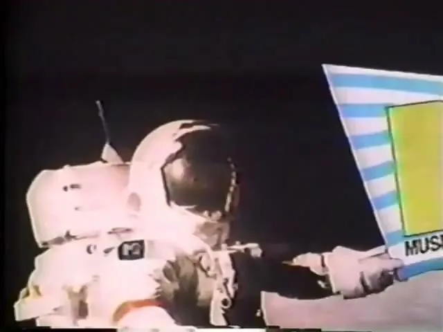 Mtv "Launch" (2000) commercial still
