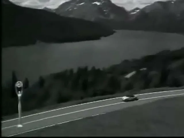 Bmw “Happiness” (1998), frame 3