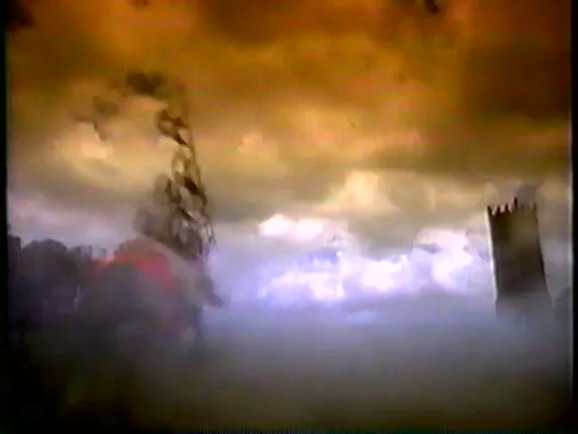 Visa Gold “Chalice” (1997), frame 2