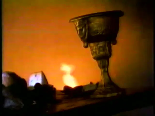 Visa Gold “Chalice” (1997), frame 4