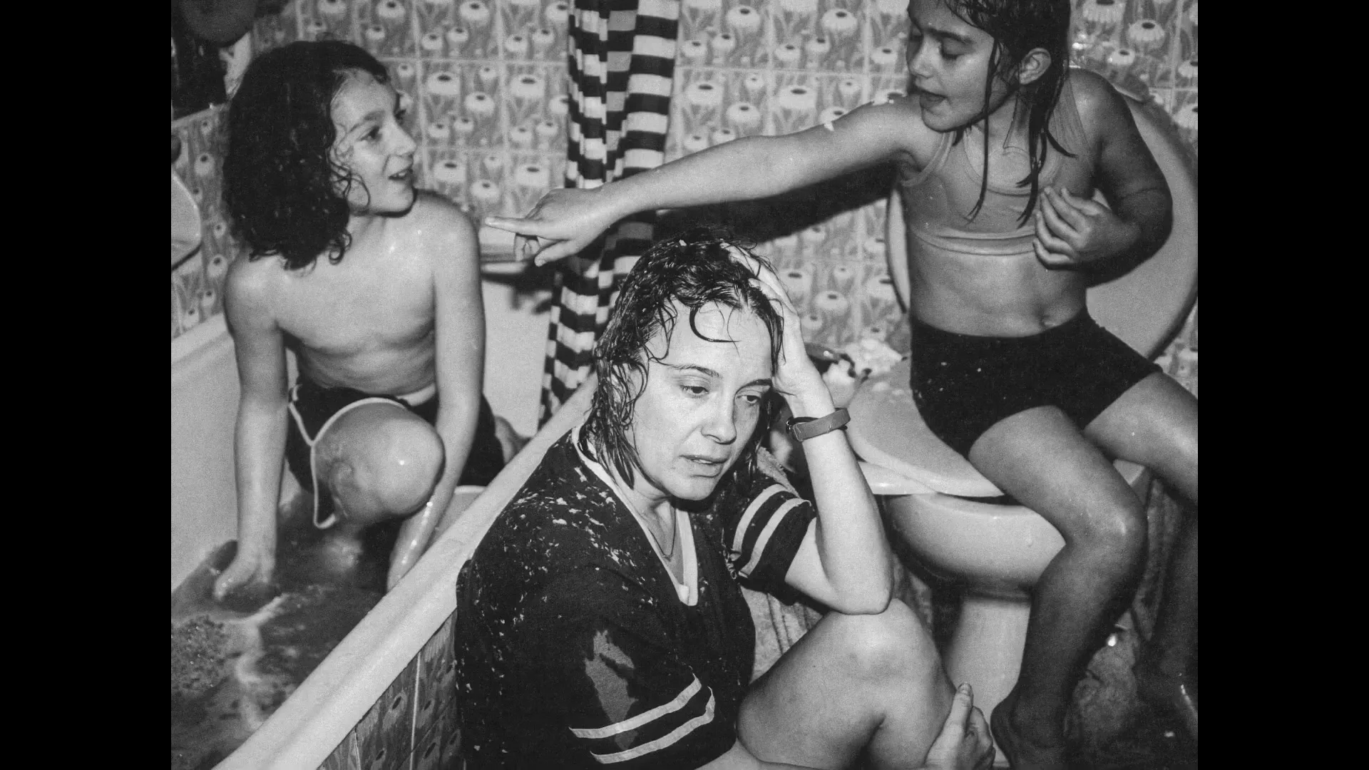Rolling Stone Magazine “Rockin' Mamas” (2022), frame 3