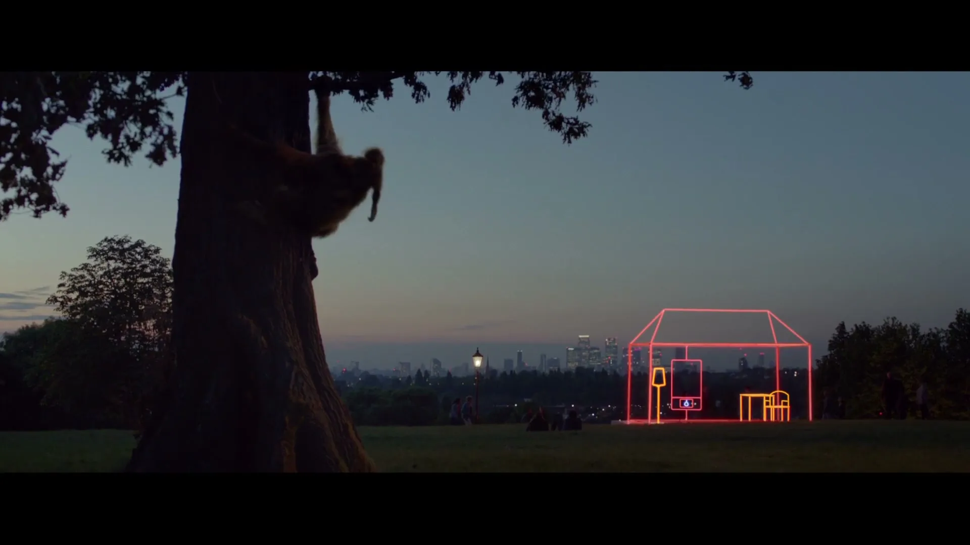 Sse “Neon House” (2017), frame 4