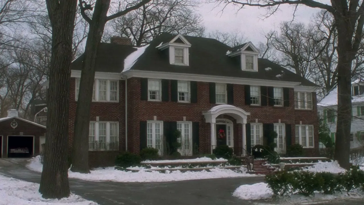 Google Assistant “Home Alone Again With the Google Assistant” (2019), frame 2