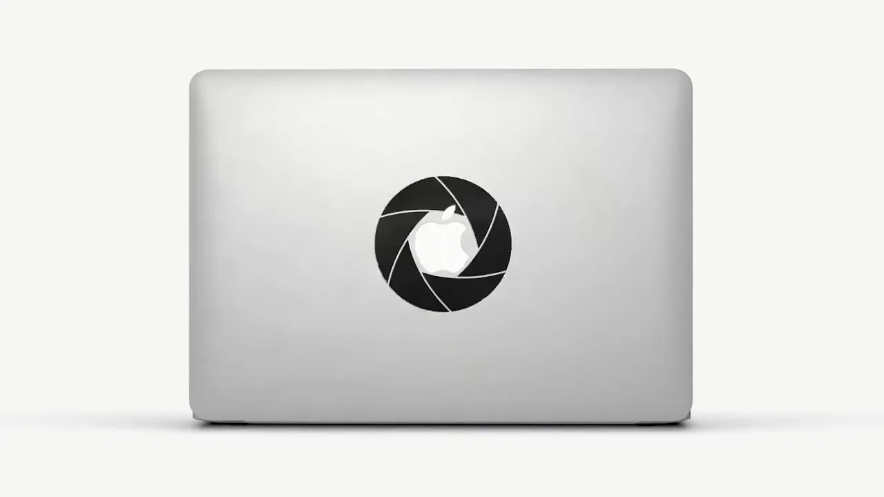 Apple “Stickers”, shot 1