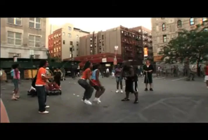 Microsoft "Jump Rope" (2006) commercial still
