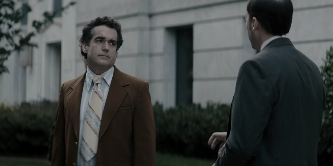 Mark Felt: The Man Who Brought Down the White House (2017) movie still: medium — The exterior of a government building features white stone facade…